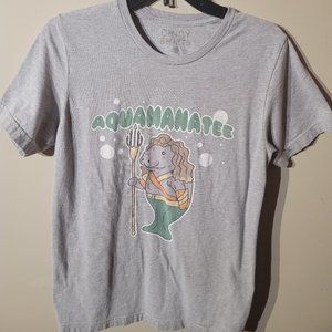 Cincy Shirts Aquamanatee T-Shirt Size L
